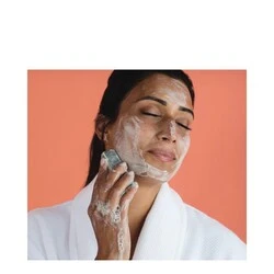 Consonant 20% Clay Exfoliating And Cleansing Bar 4 Consonant 20% Clay Exfoliating And Cleansing Bar - Image 2